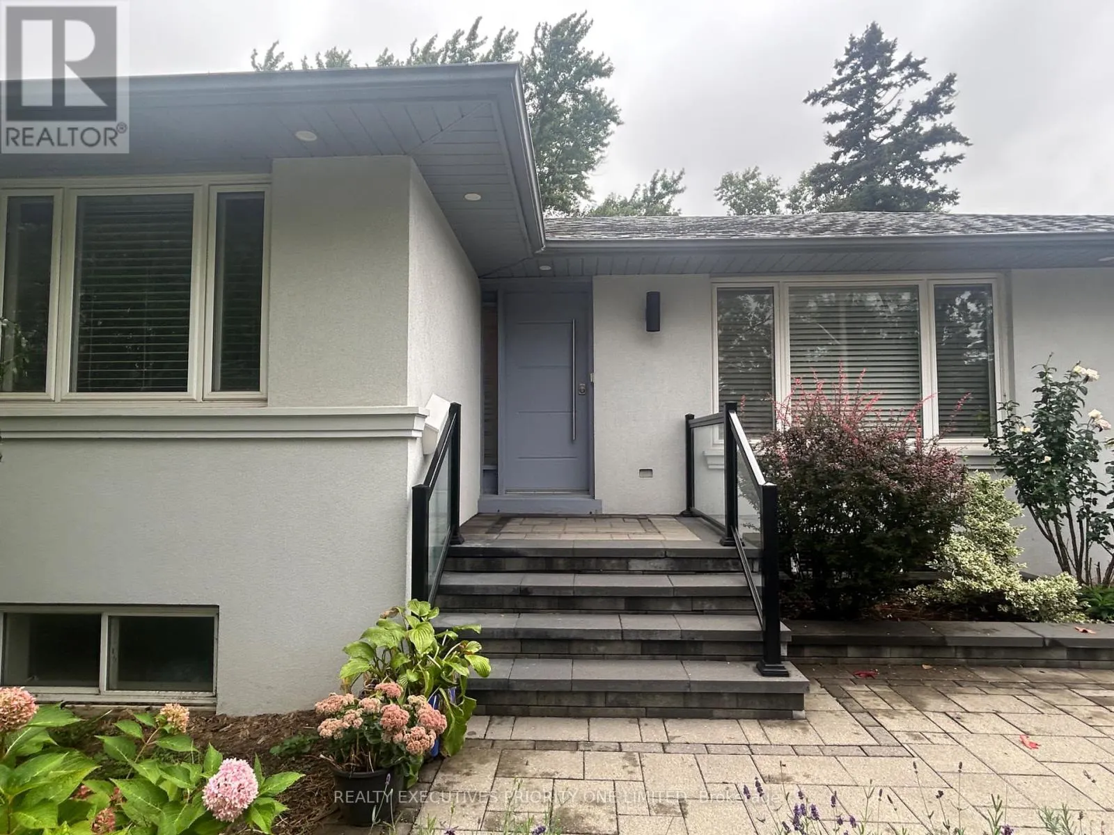 2486 EDENHURST DRIVE
