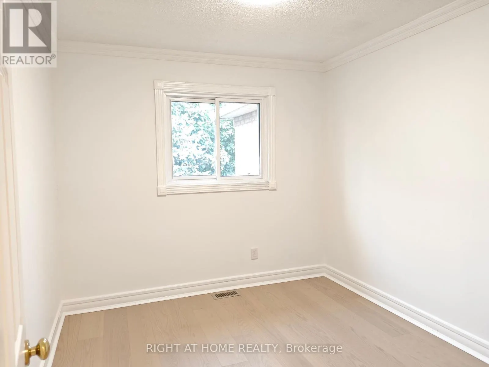 1216 BLACKBURN DRIVE