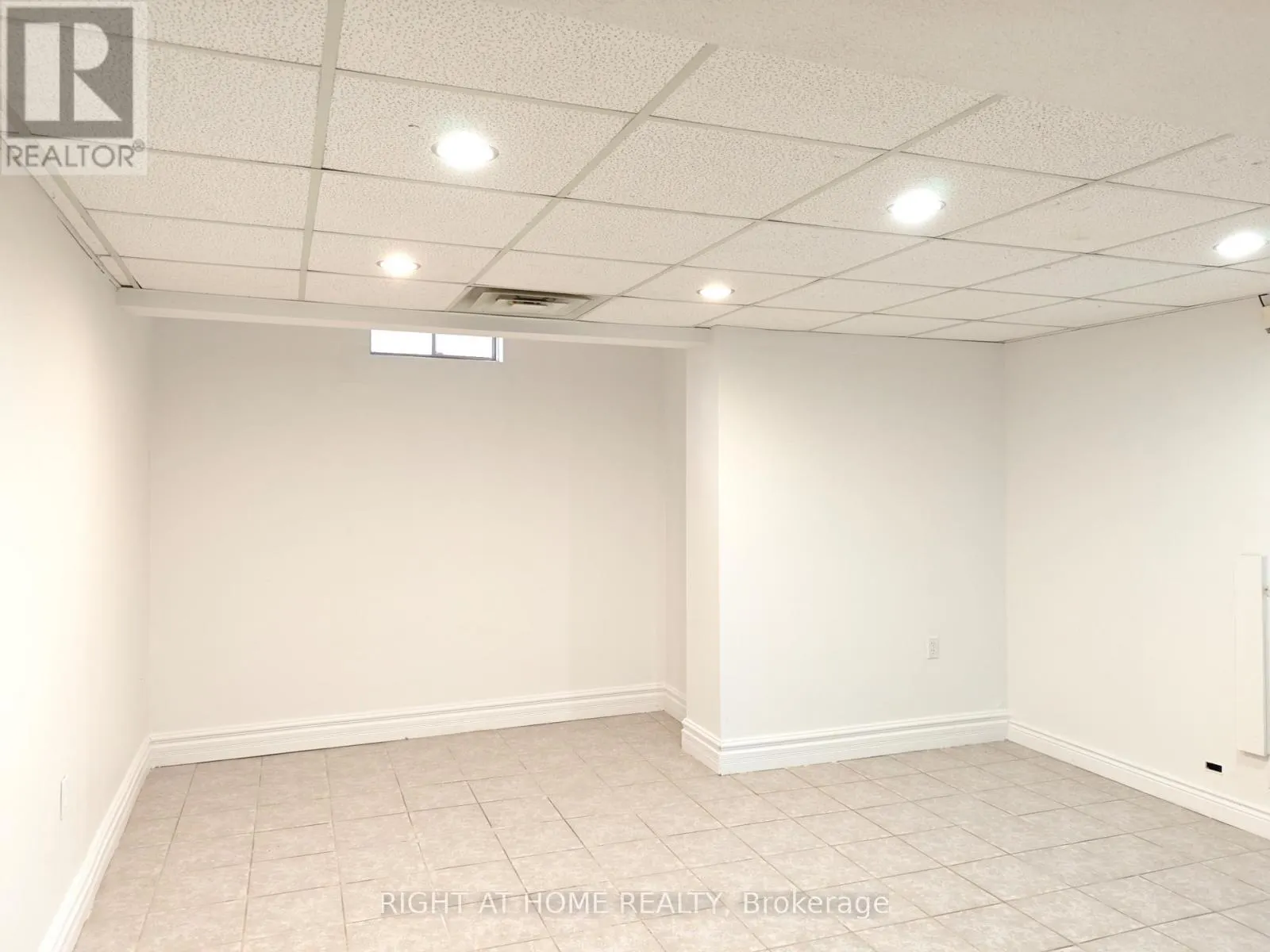 1216 BLACKBURN DRIVE