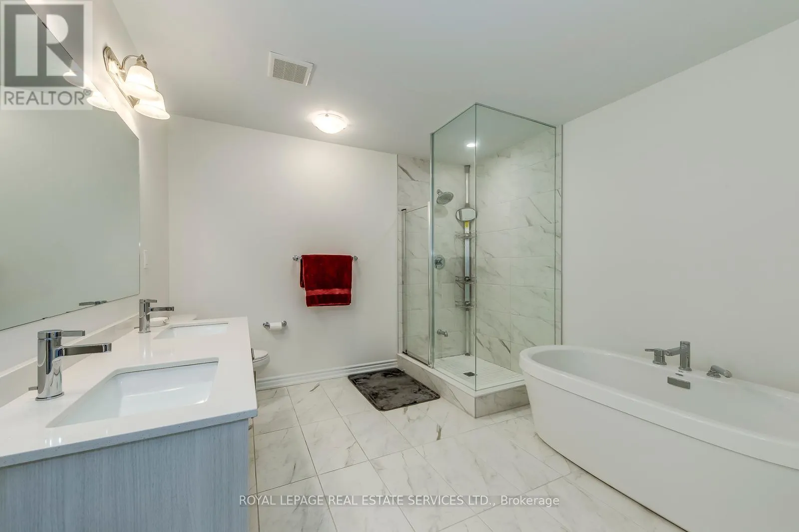 595 CELANDINE TERRACE