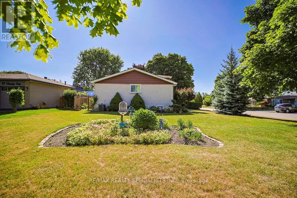 28 BROMLEY CRESCENT