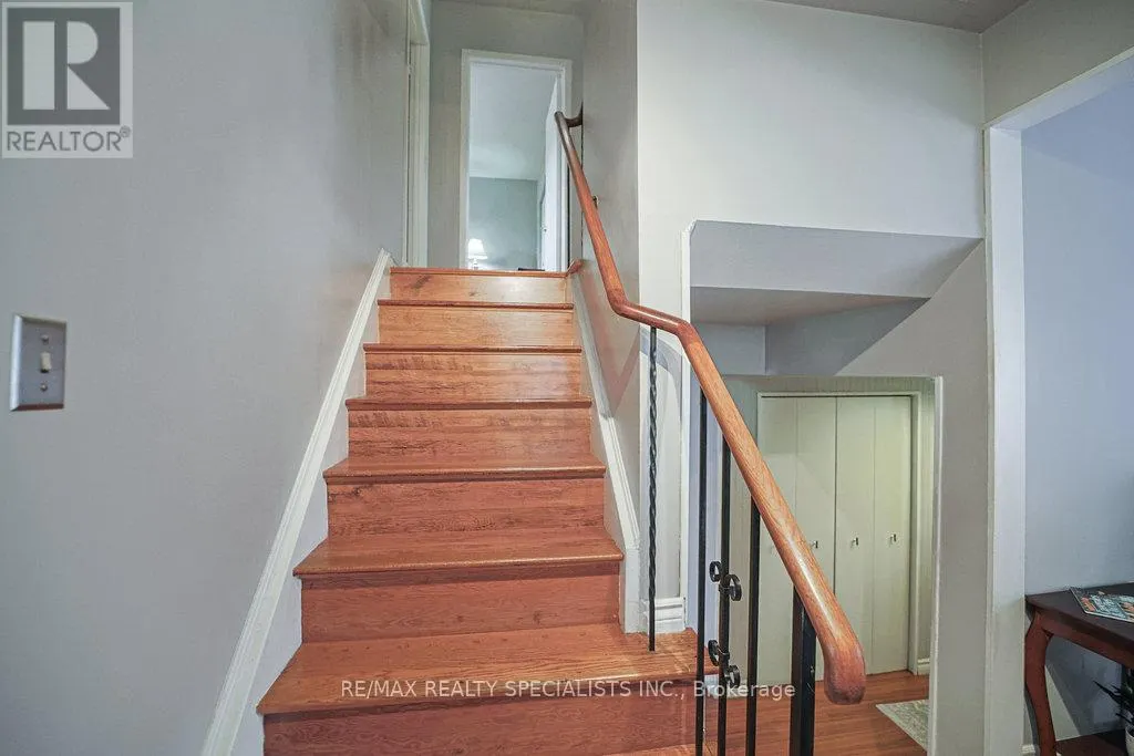 28 BROMLEY CRESCENT