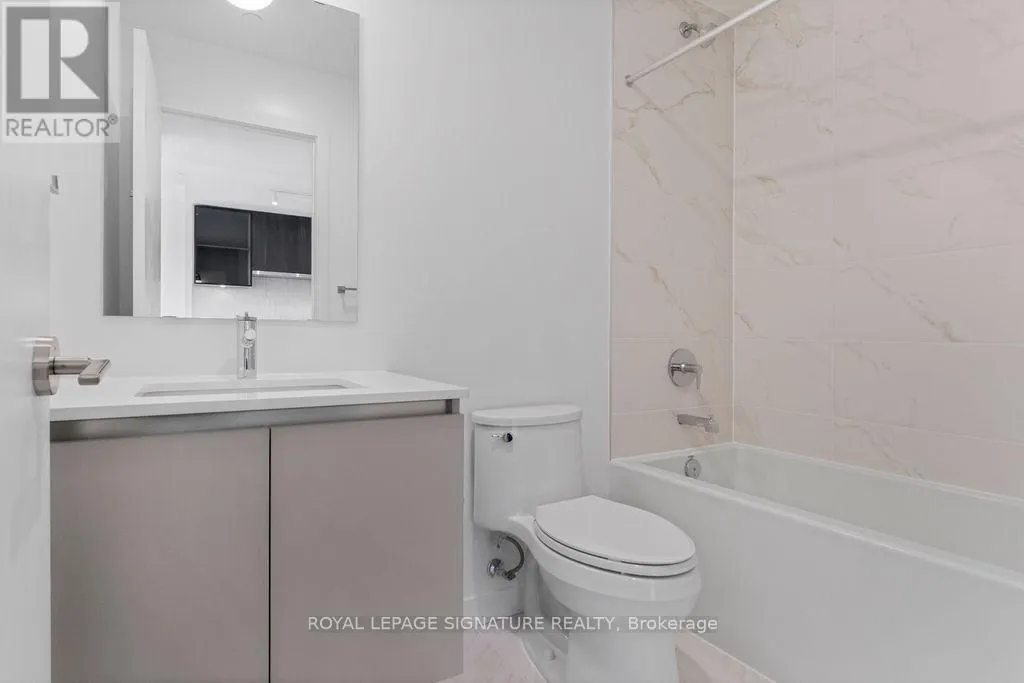 513 - 395 DUNDAS STREET W