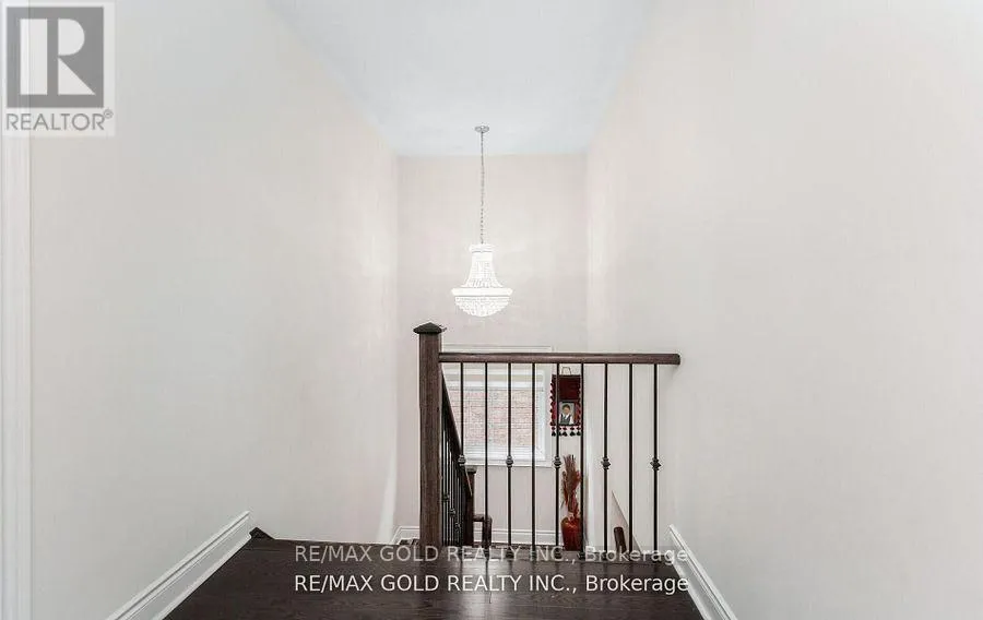 (MAIN & SECOND FLOOR) - 4 BUTTONWOOD ROAD