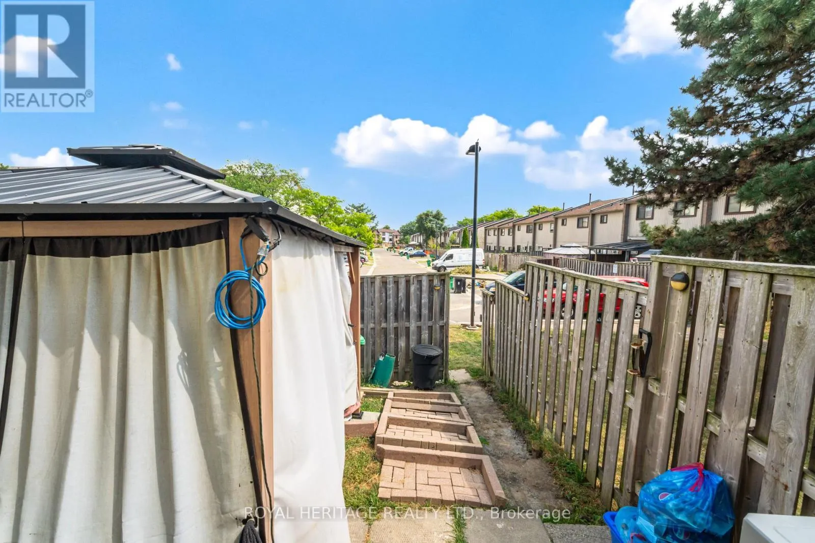107 GUILDFORD CRESCENT