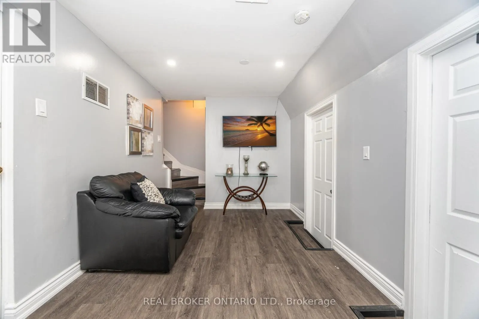 11 PIERPONT PLACE