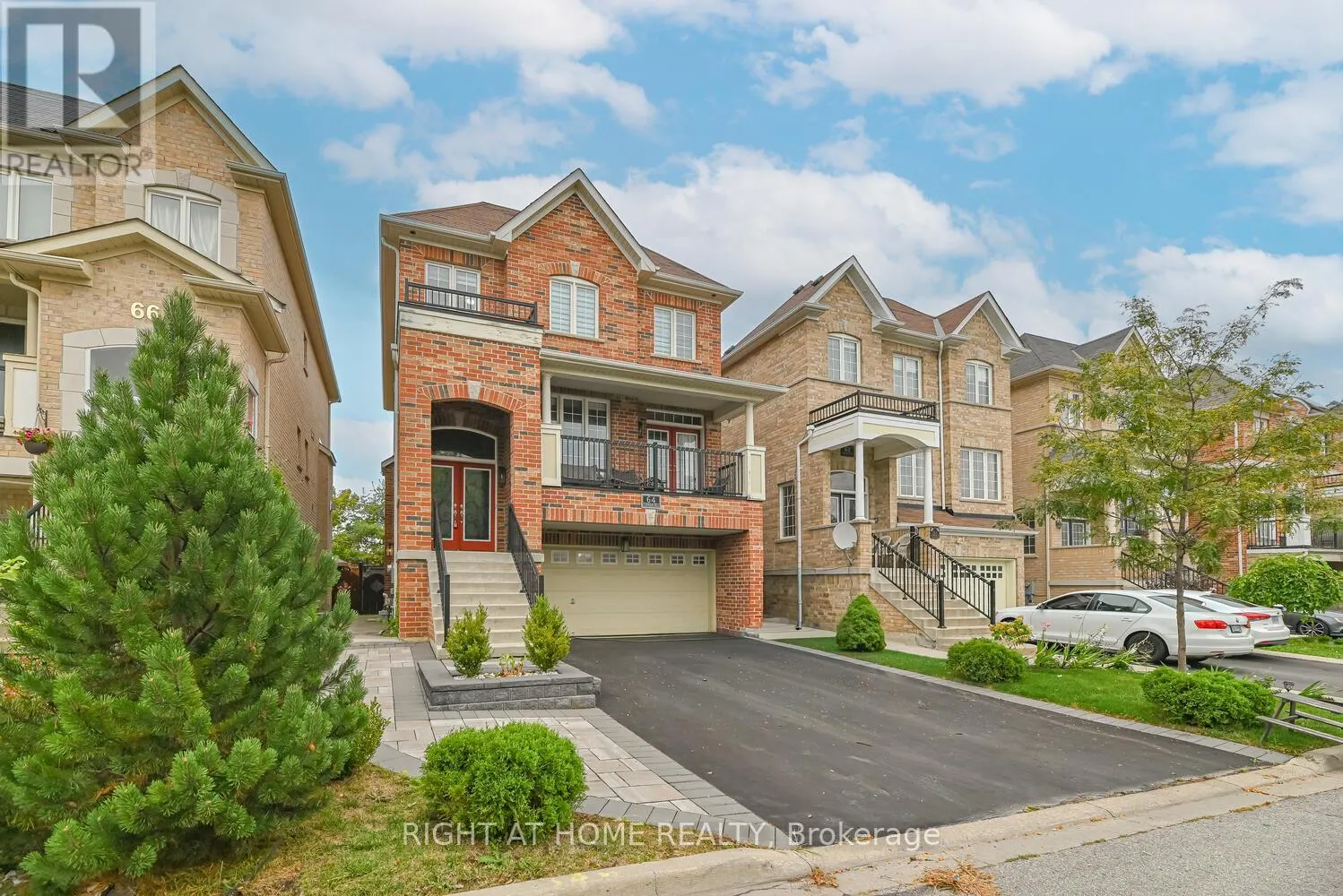 64 EVERINGHAM CIRCLE
