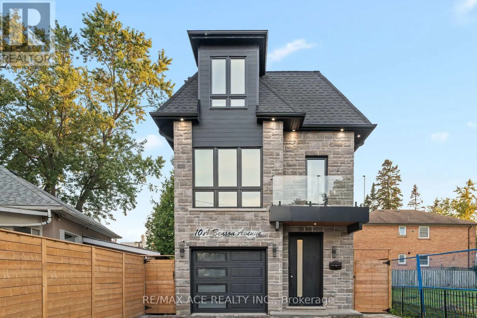 10 BENSON AVENUE