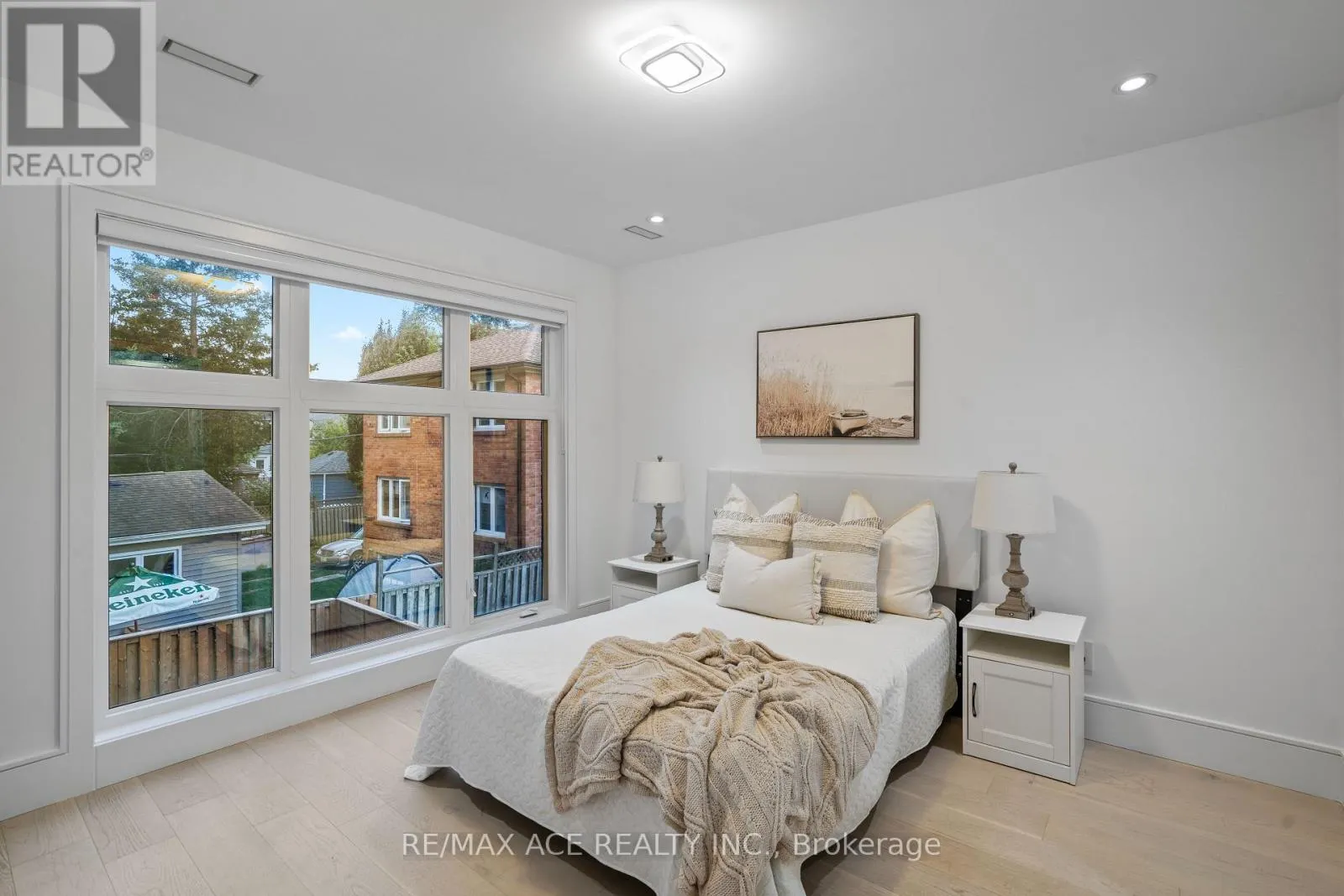 10 BENSON AVENUE