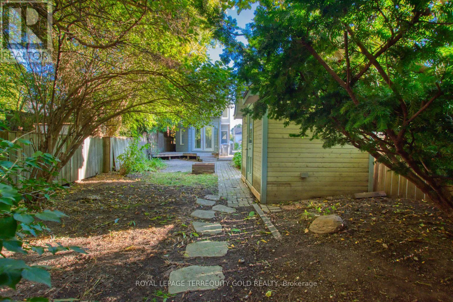 25 MILL STREET N