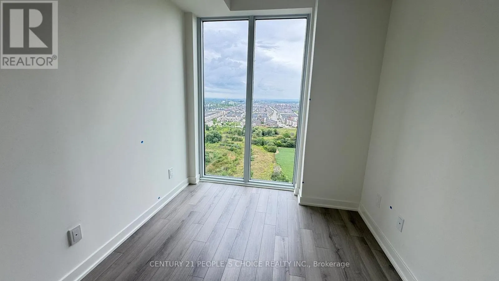 1803 - 3079 TRAFALGAR ROAD
