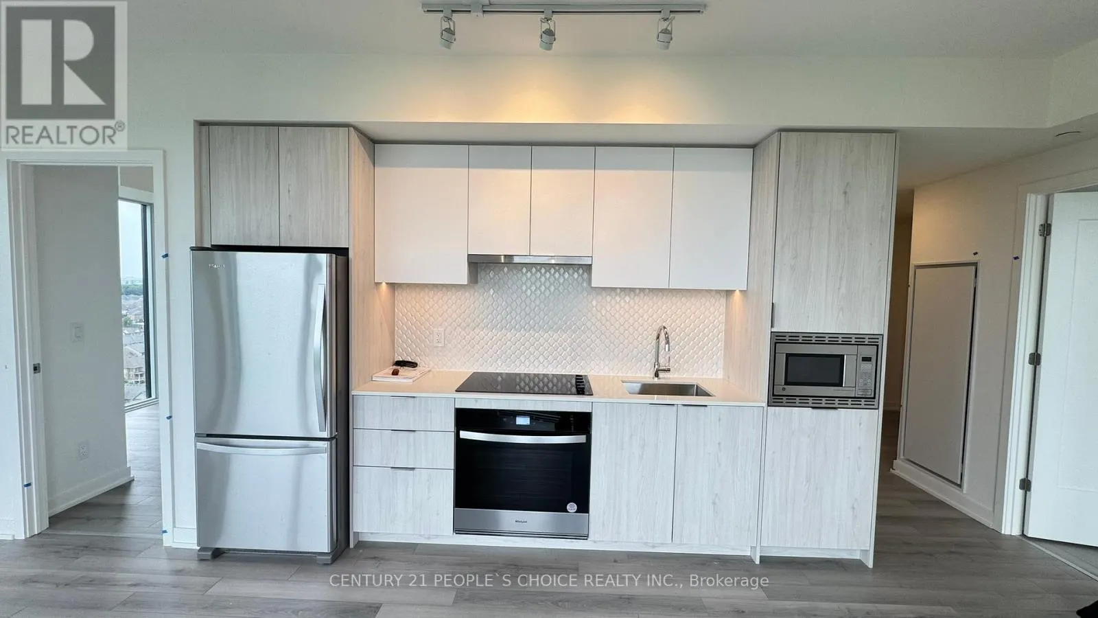 1803 - 3079 TRAFALGAR ROAD
