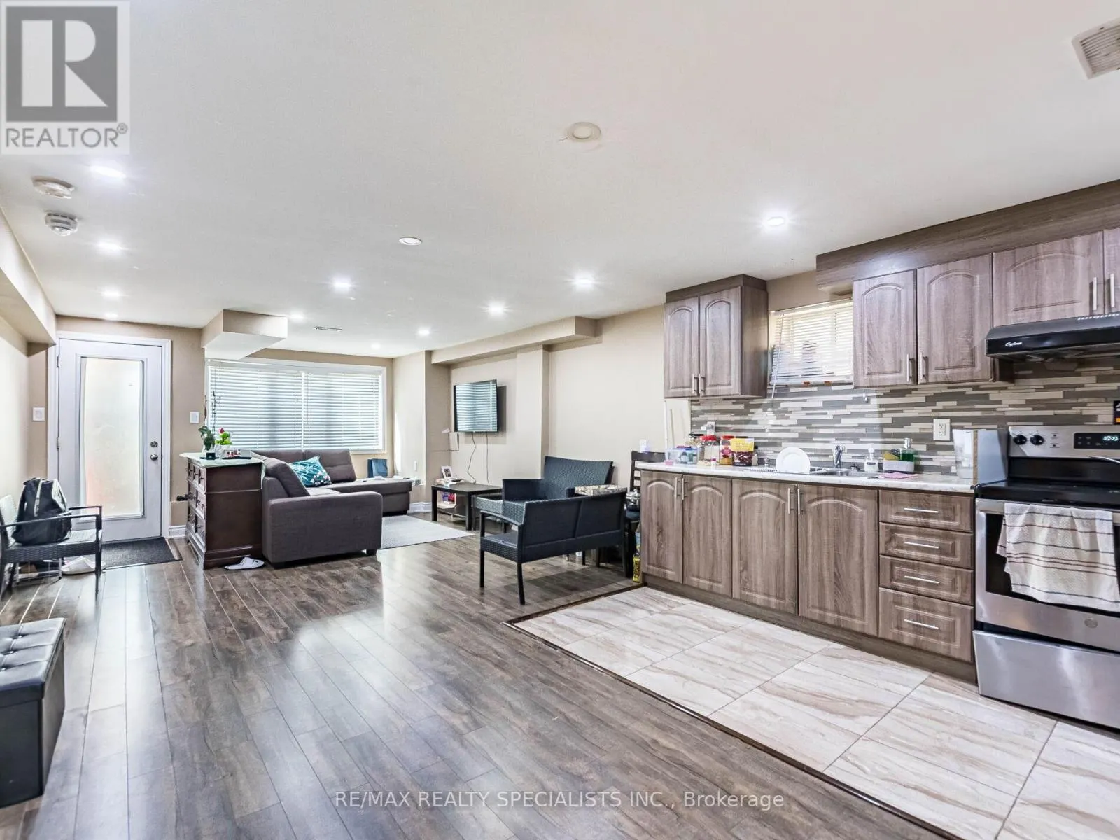 68 ANTIBES DRIVE