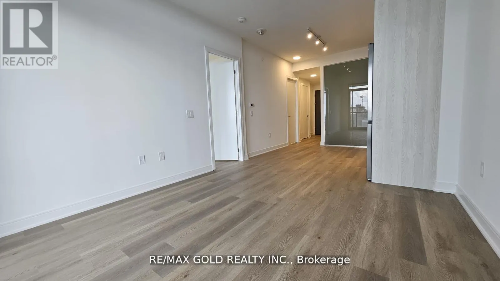 1319 - 86 DUNDAS STREET E