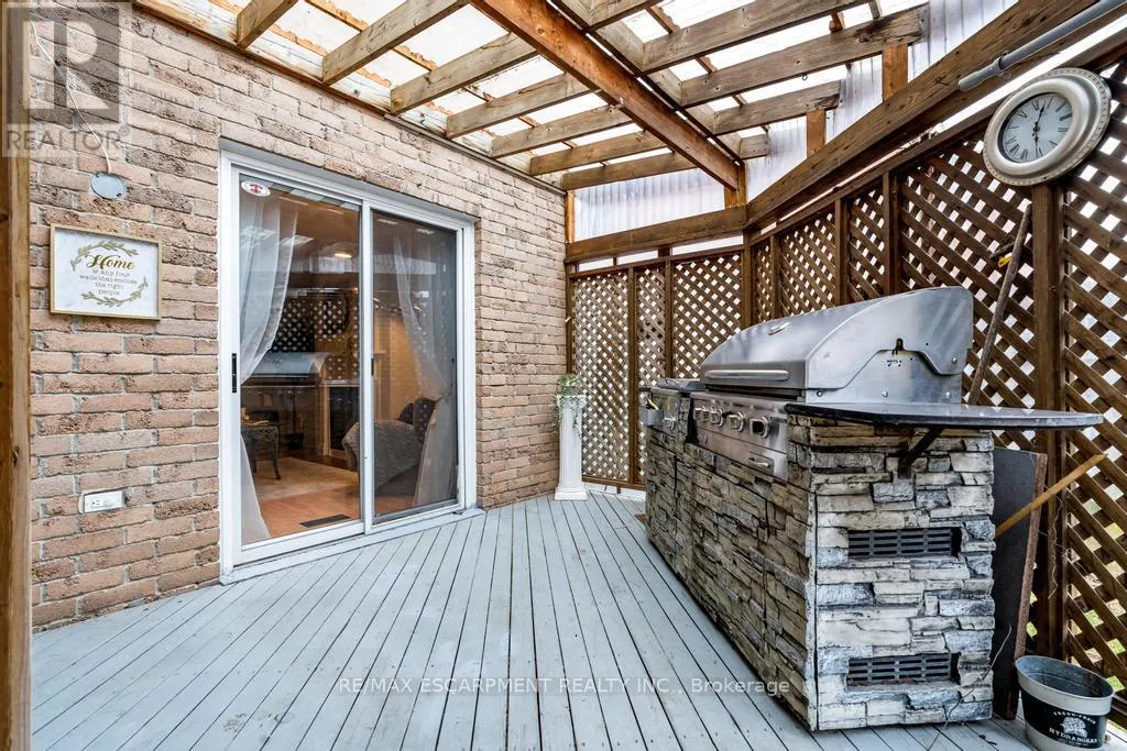 15 DEER VALLEY DRIVE