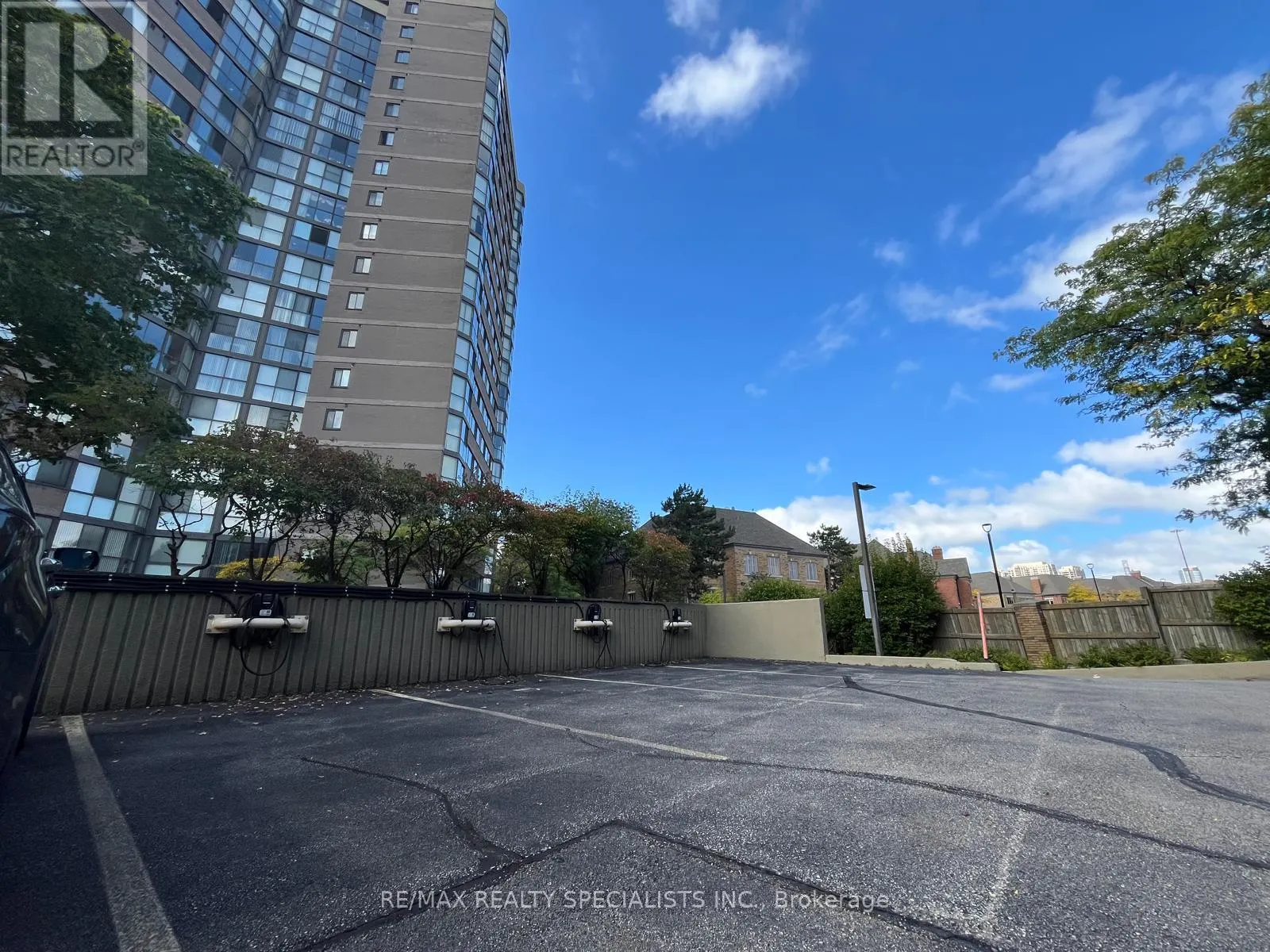 1808 - 4235 SHERWOODTOWNE BOULEVARD