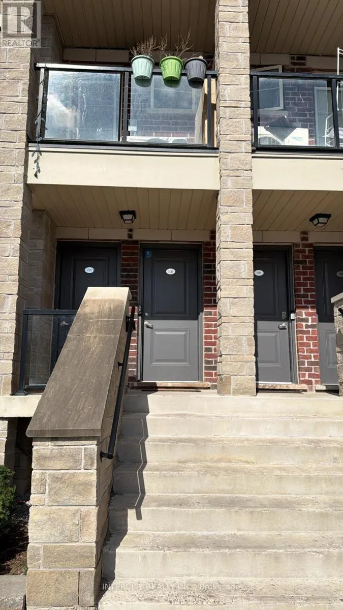 100 - 200 VETERANS DRIVE E