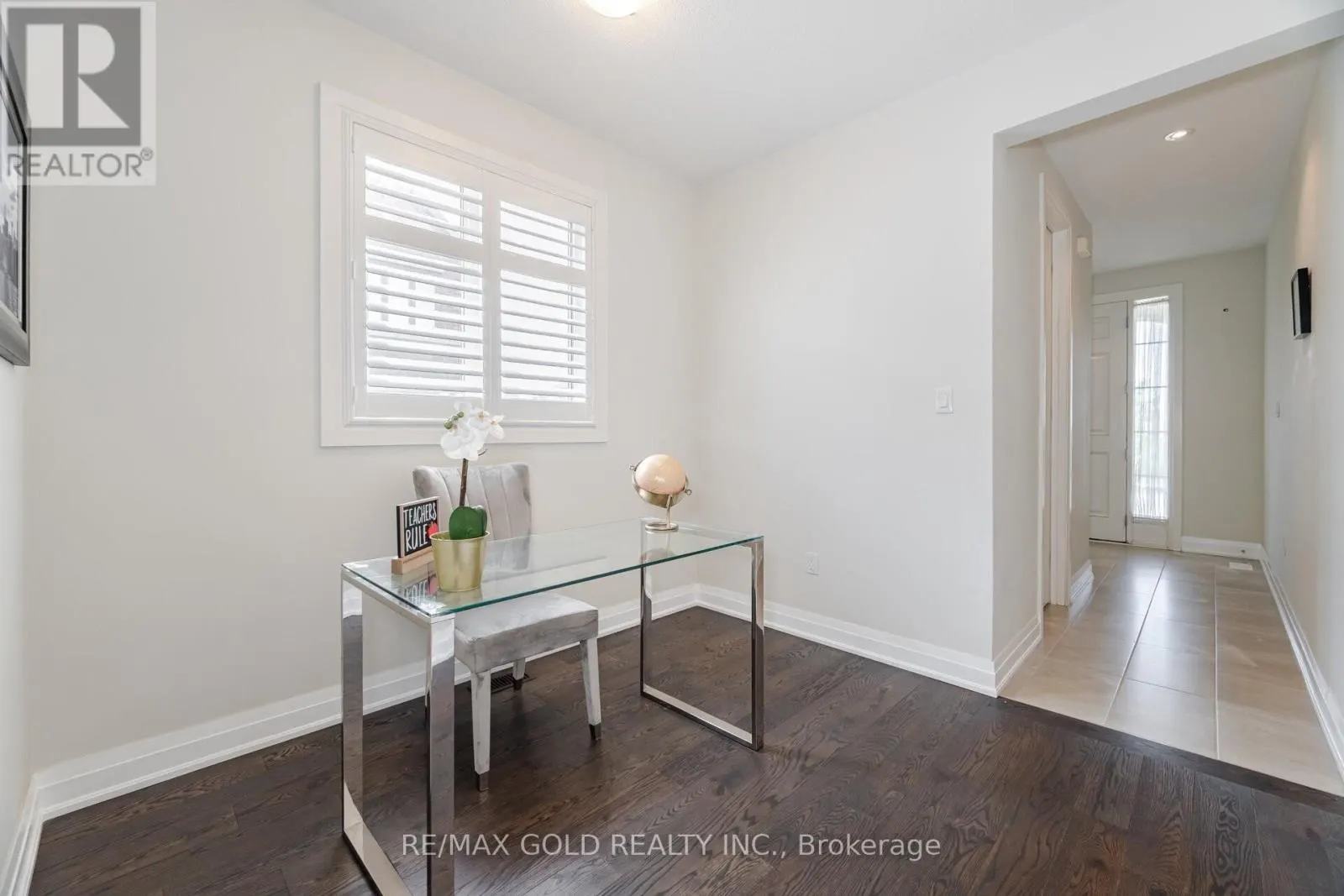 209 CASTLE OAKS CROSSING
