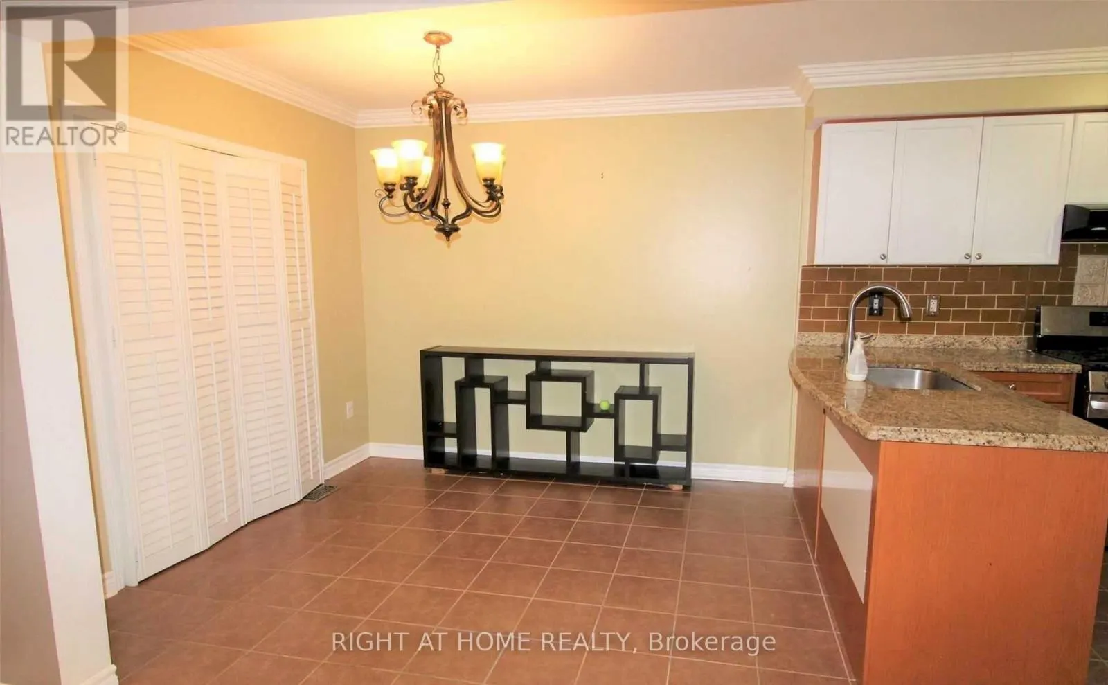 43 BUSHMILL CIRCLE