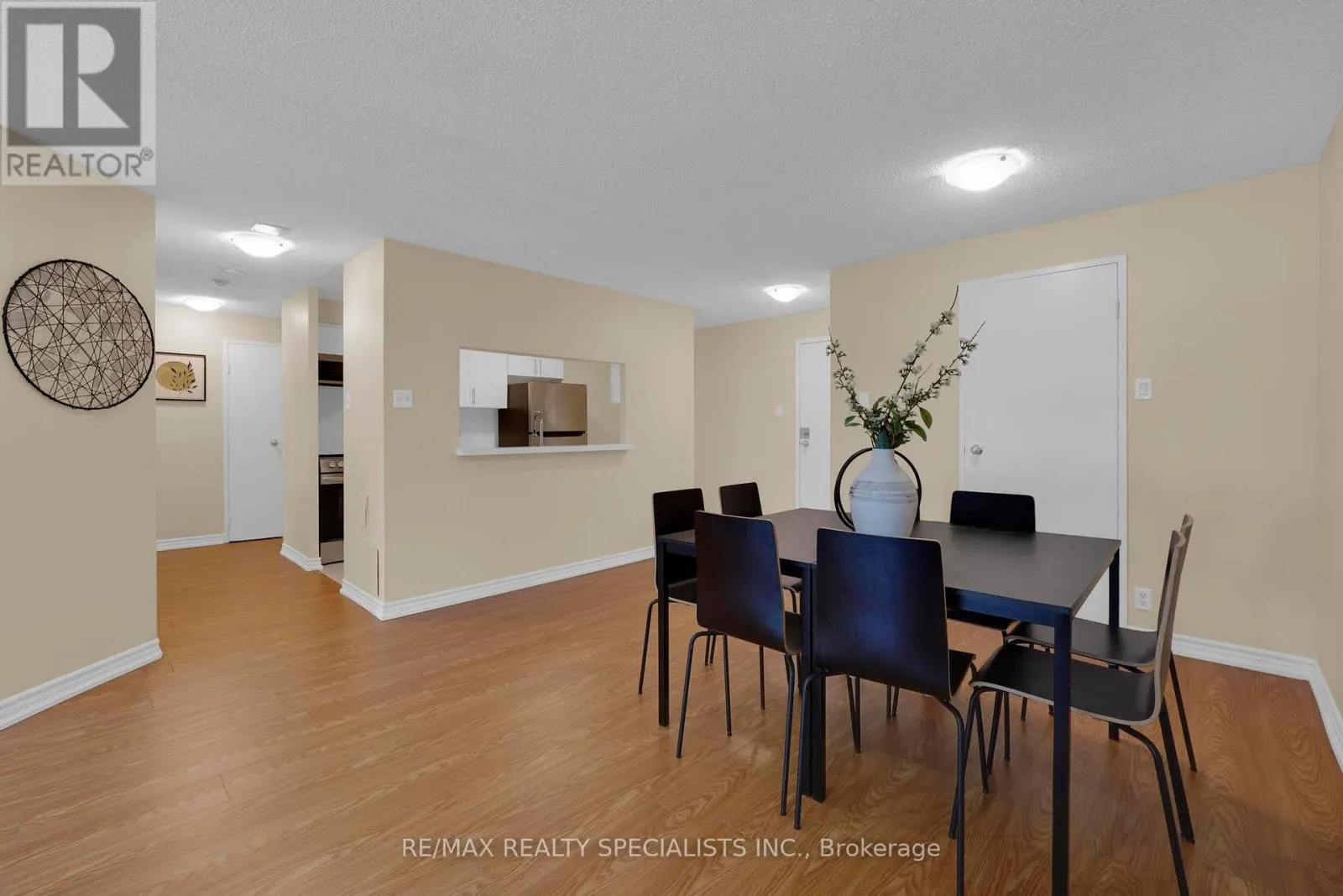 113 - 35 TRAILWOOD DRIVE