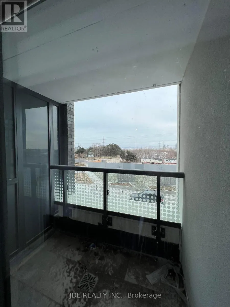 212 - 30 SAMUEL WOOD WAY