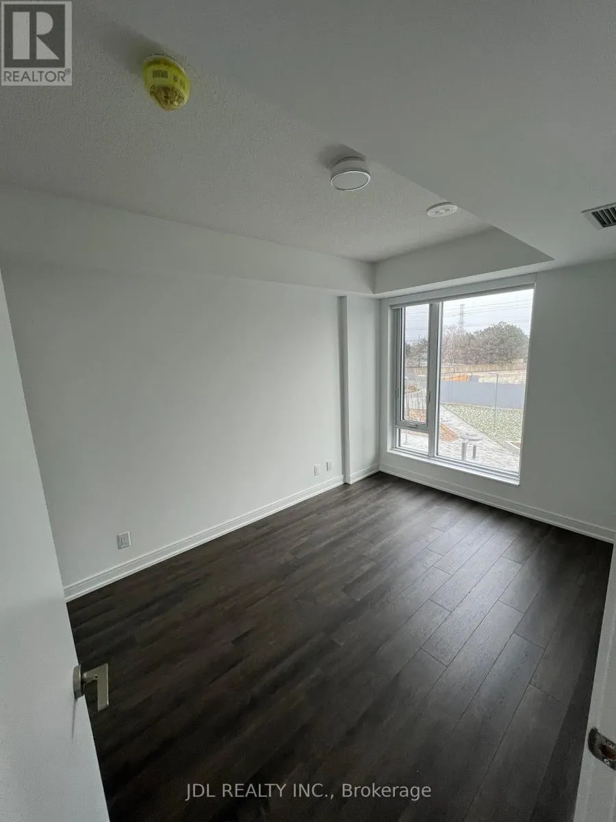 212 - 30 SAMUEL WOOD WAY