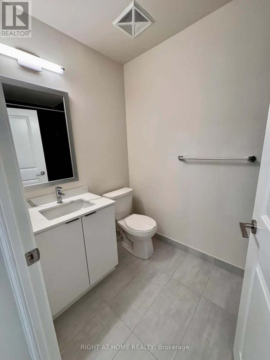 324 - 15 WATERGARDEN DRIVE