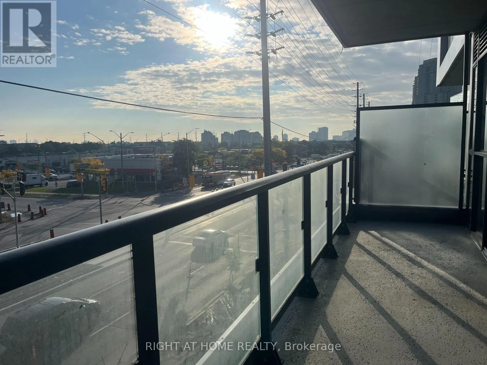 324 - 15 WATERGARDEN DRIVE