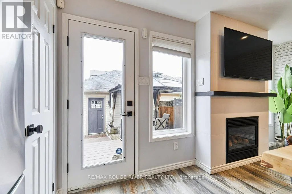 104 ROXTON ROAD