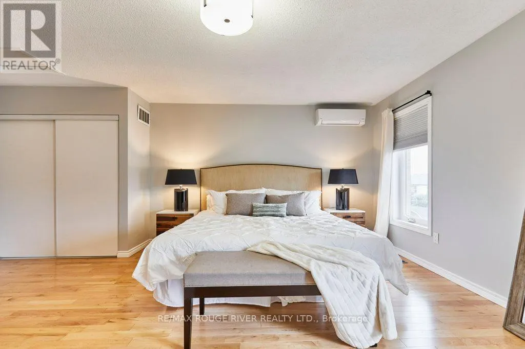 104 ROXTON ROAD