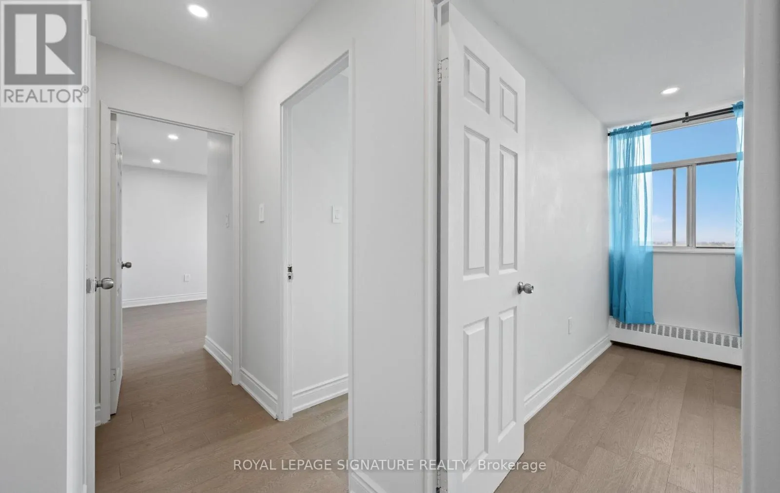 1005 - 2301 DERRY ROAD W