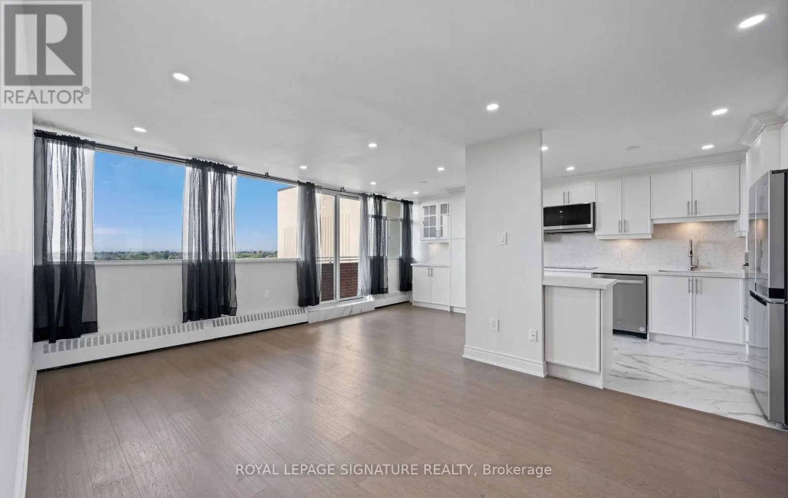1005 - 2301 DERRY ROAD W