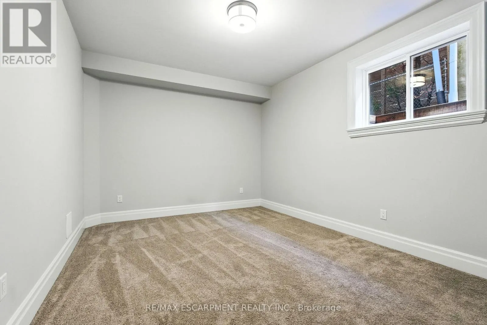391 PATRICIA DRIVE