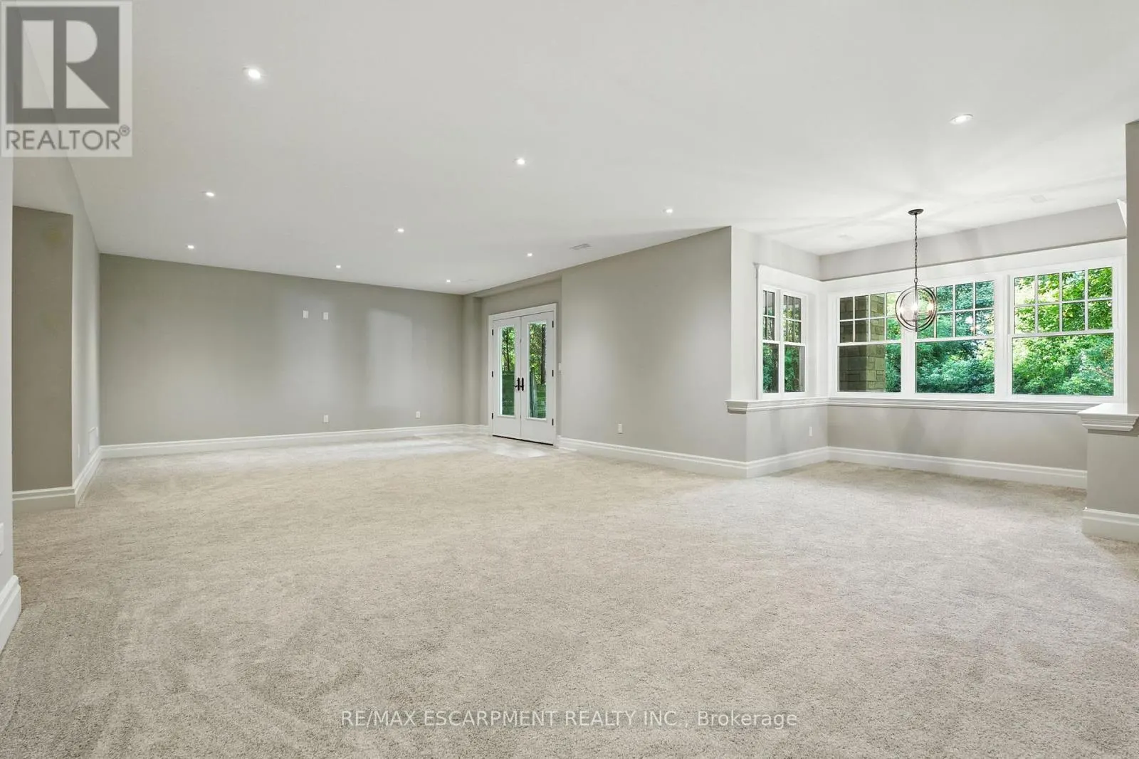 391 PATRICIA DRIVE