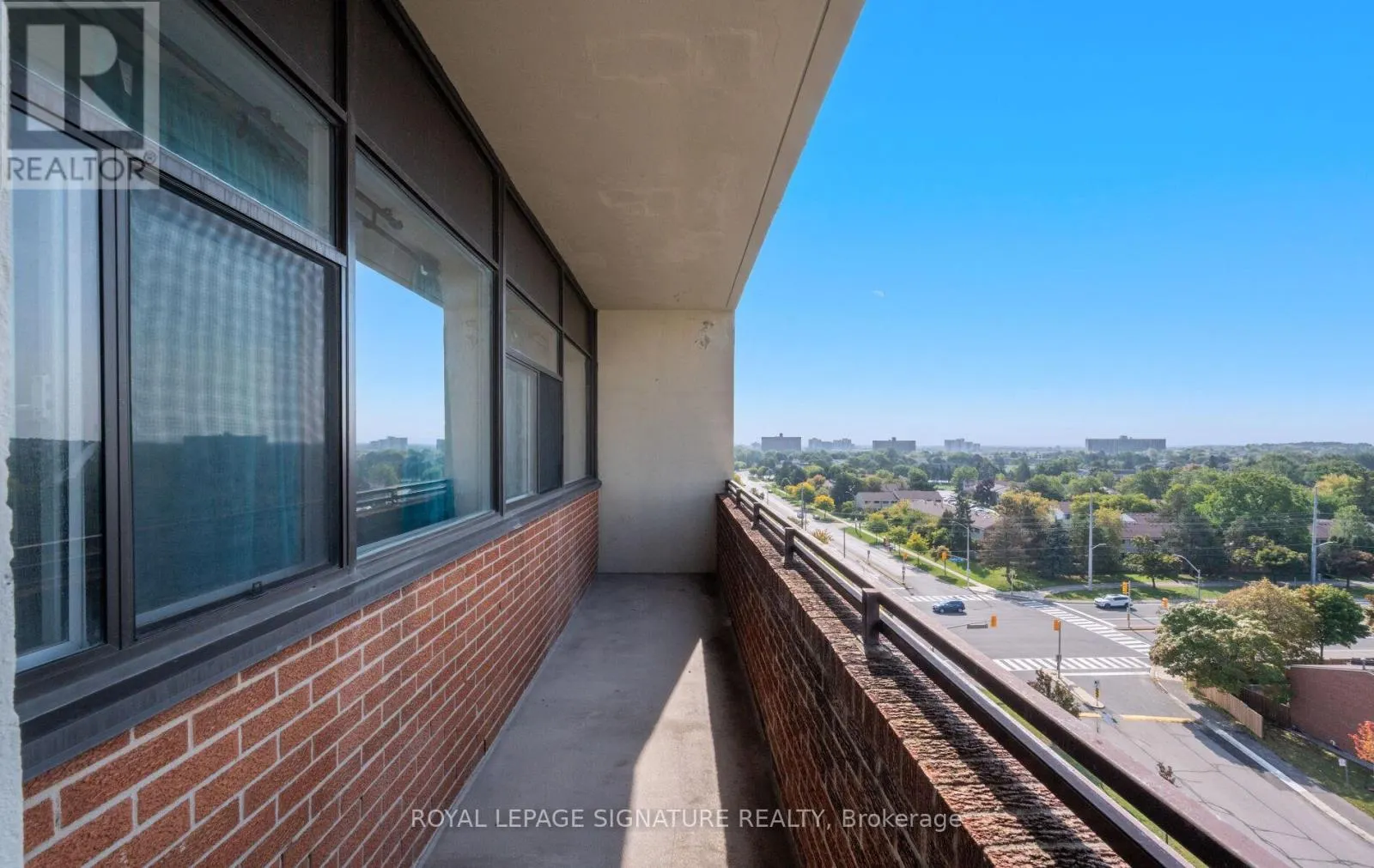 1005 - 2301 DERRY ROAD W