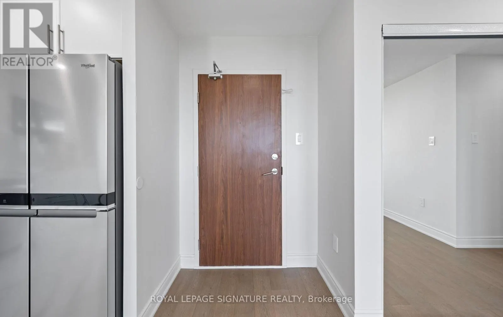 1005 - 2301 DERRY ROAD W