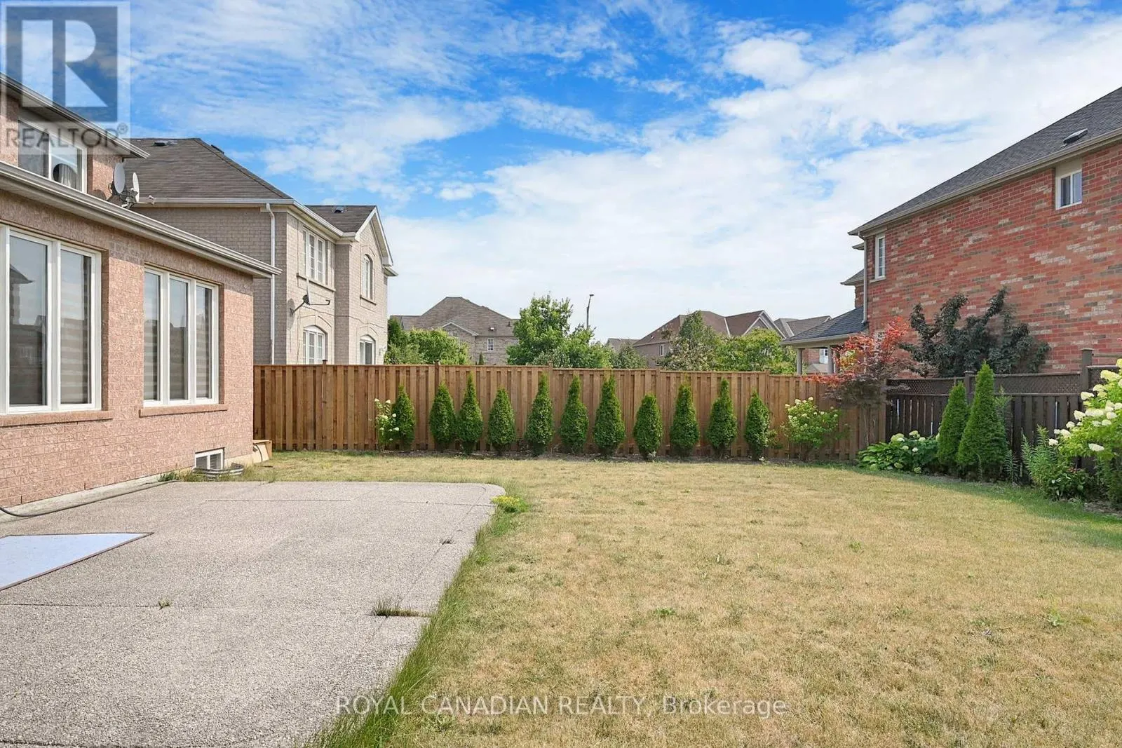 UPPER - 5116 CHURCHILL MEADOWS BOULEVARD W