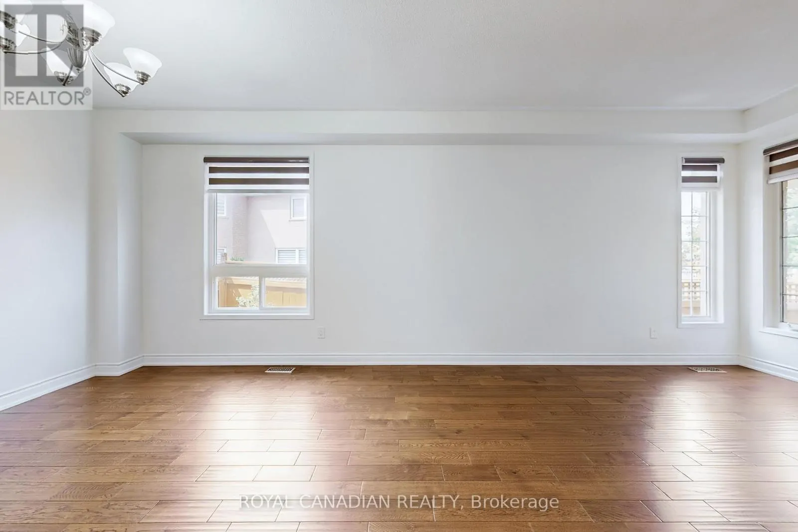 UPPER - 5116 CHURCHILL MEADOWS BOULEVARD W