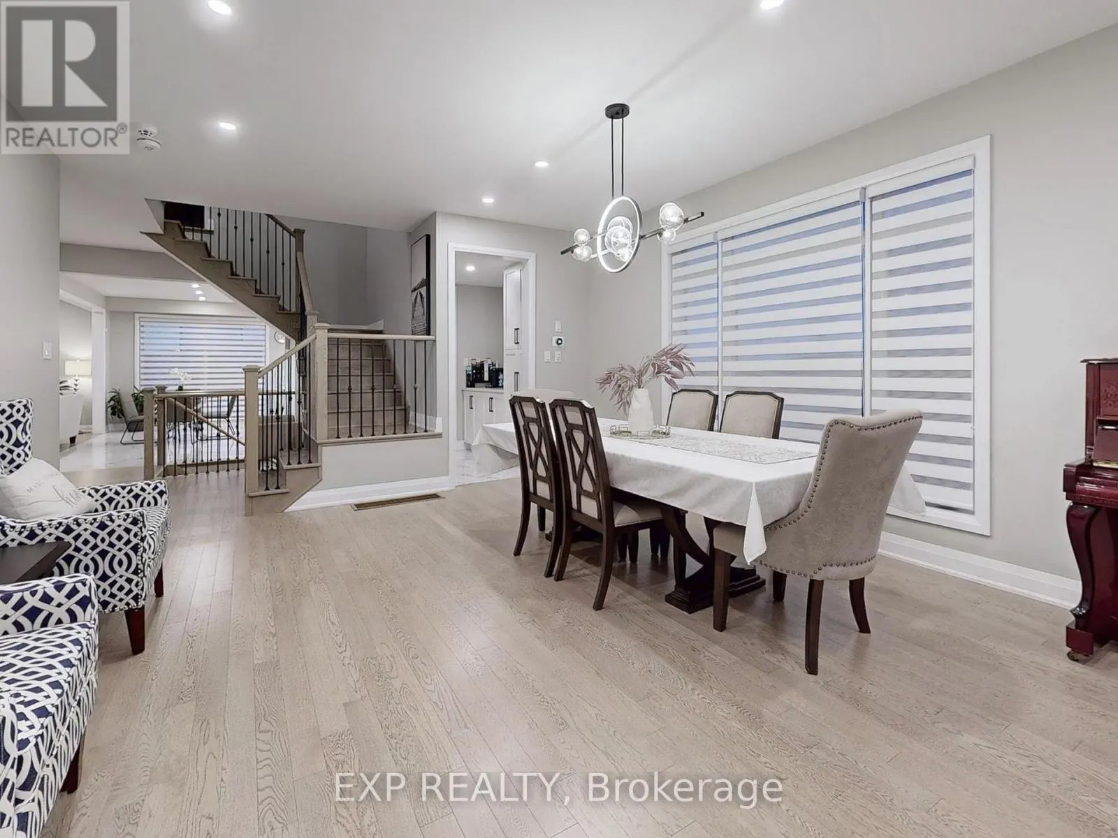 59 LIPSCOTT DRIVE