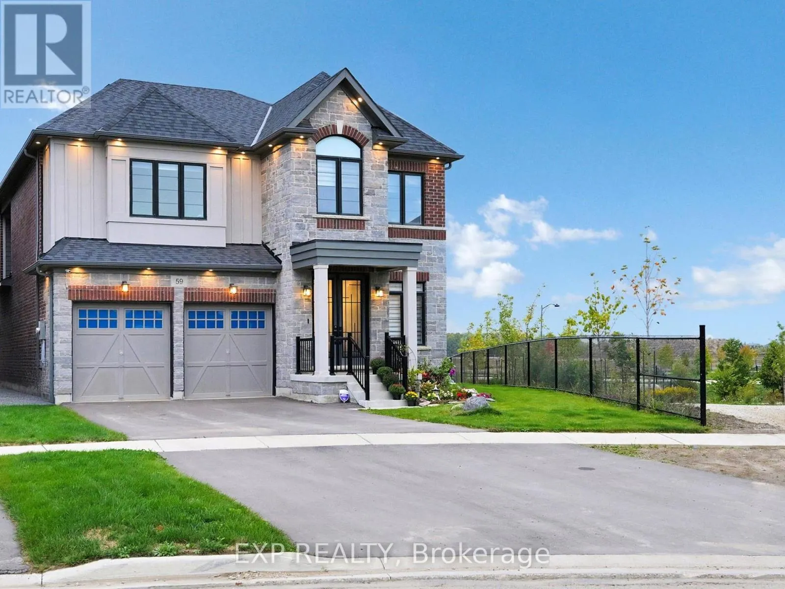 59 LIPSCOTT DRIVE