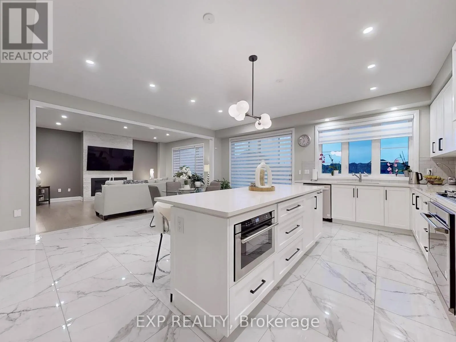 59 LIPSCOTT DRIVE