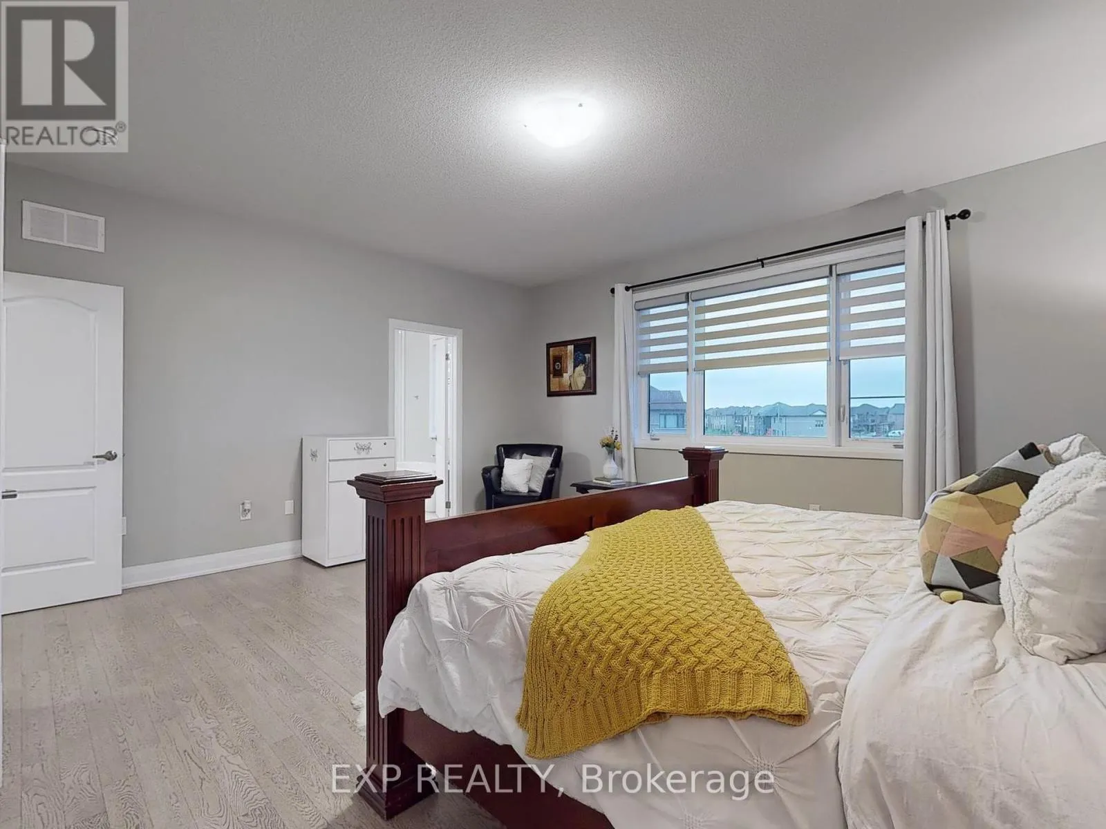59 LIPSCOTT DRIVE