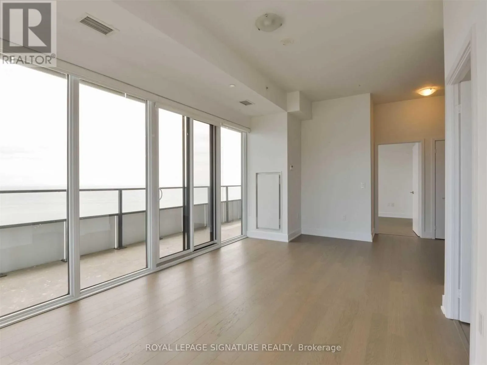 5505 - 30 SHORE BREEZE DRIVE