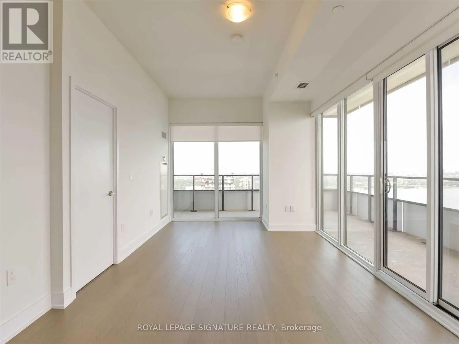 5505 - 30 SHORE BREEZE DRIVE