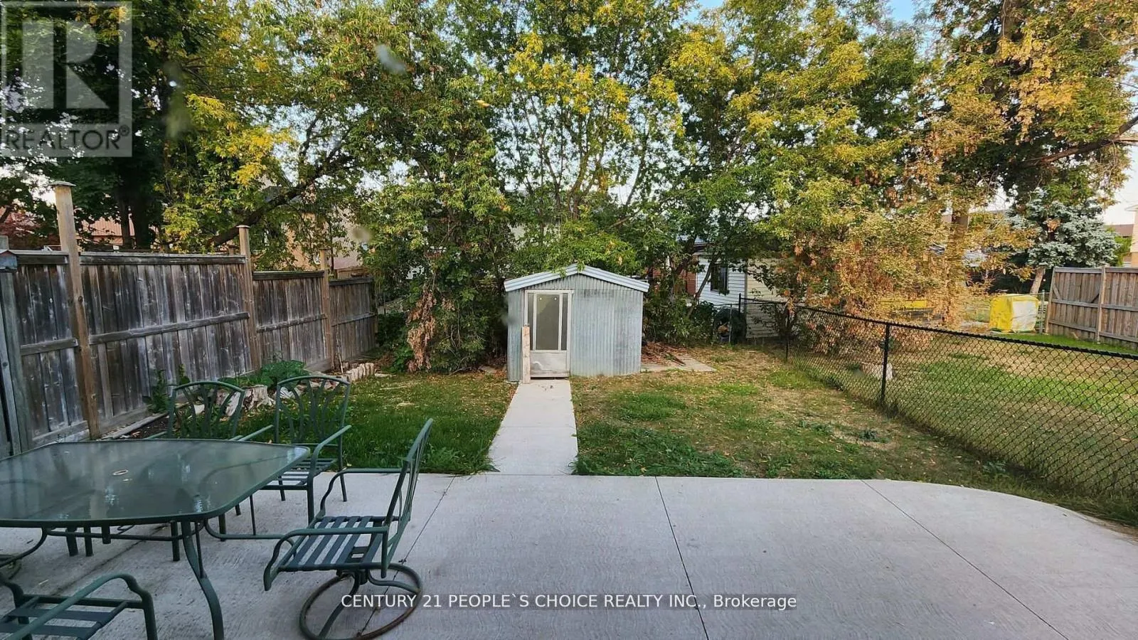 (LOWER) - 58 CAMBERLEY CRESCENT