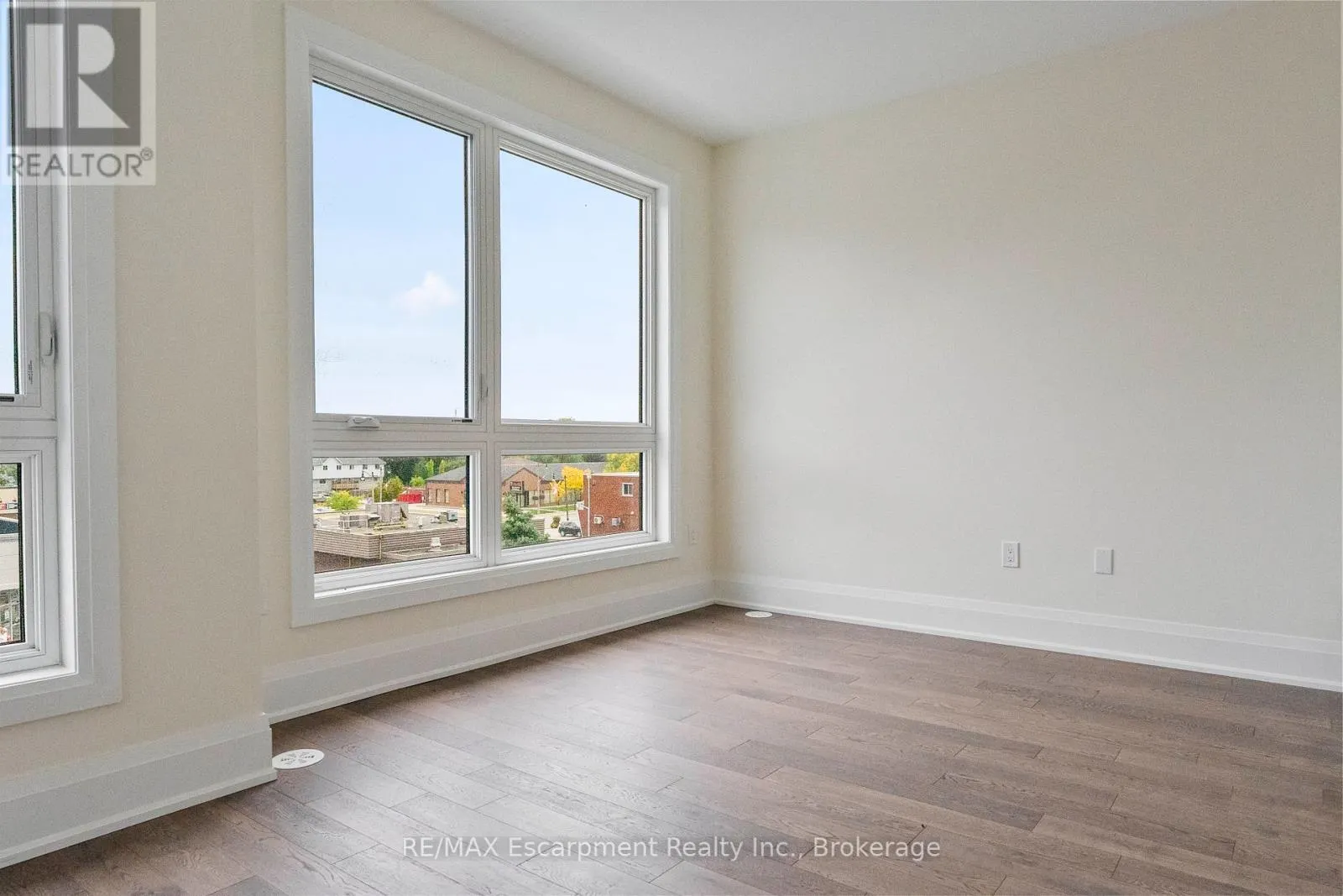 2 - 138 EAST STREET, #2