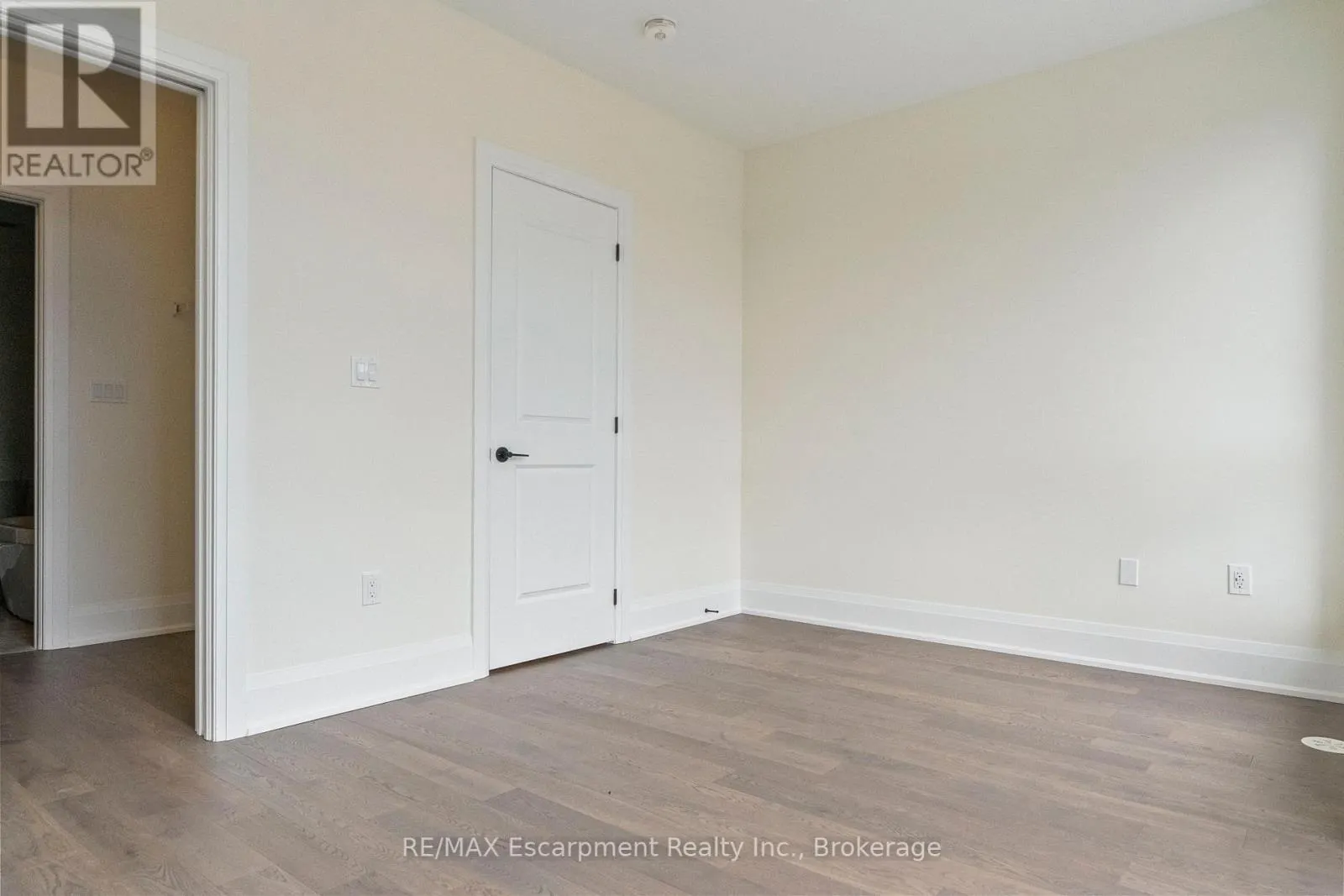 2 - 138 EAST STREET, #2