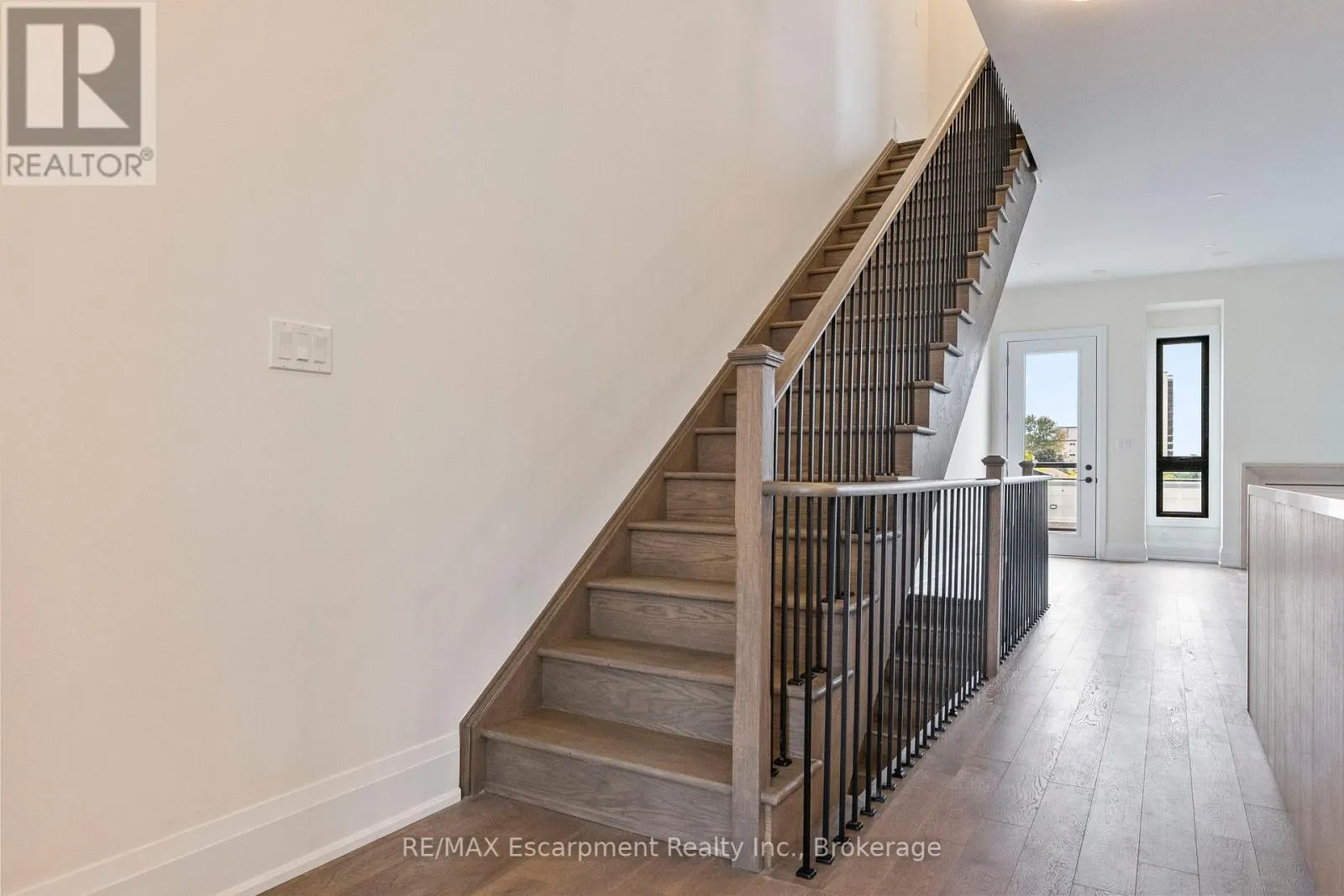 2 - 138 EAST STREET, #2