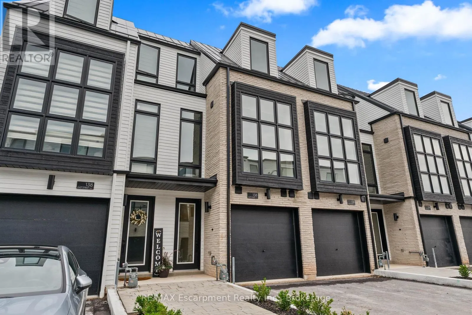 2 - 138 EAST STREET, #2