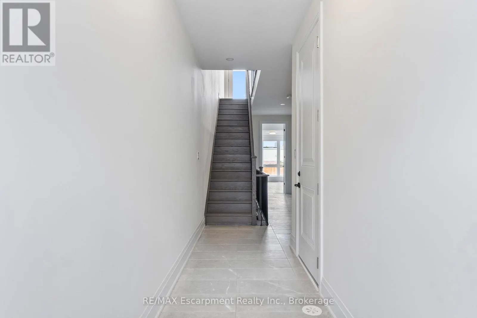 2 - 138 EAST STREET, #2